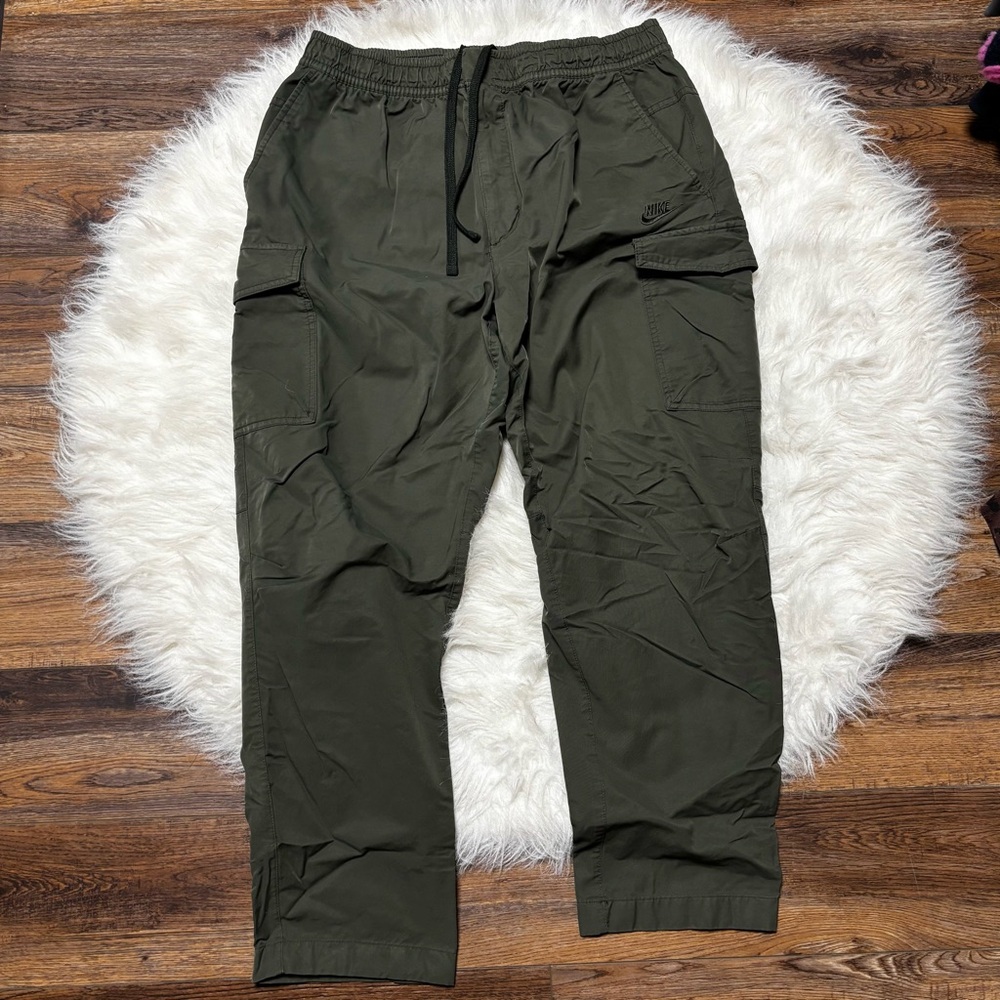 Nike Cargo Pants in Green size Youth XXL